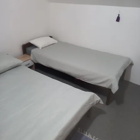 Apartman *
